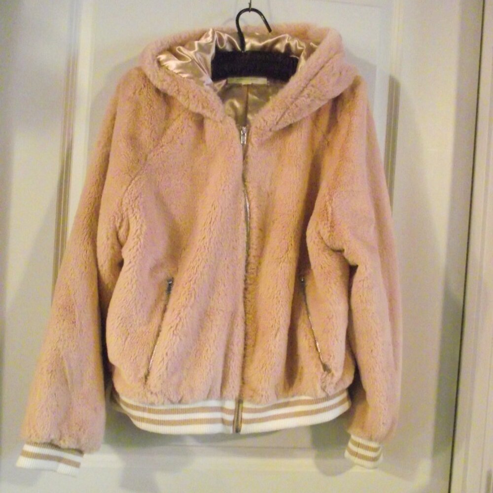 XL BOMBER STYLE DUSTY PINK HOODED FAUX FUR JACKET